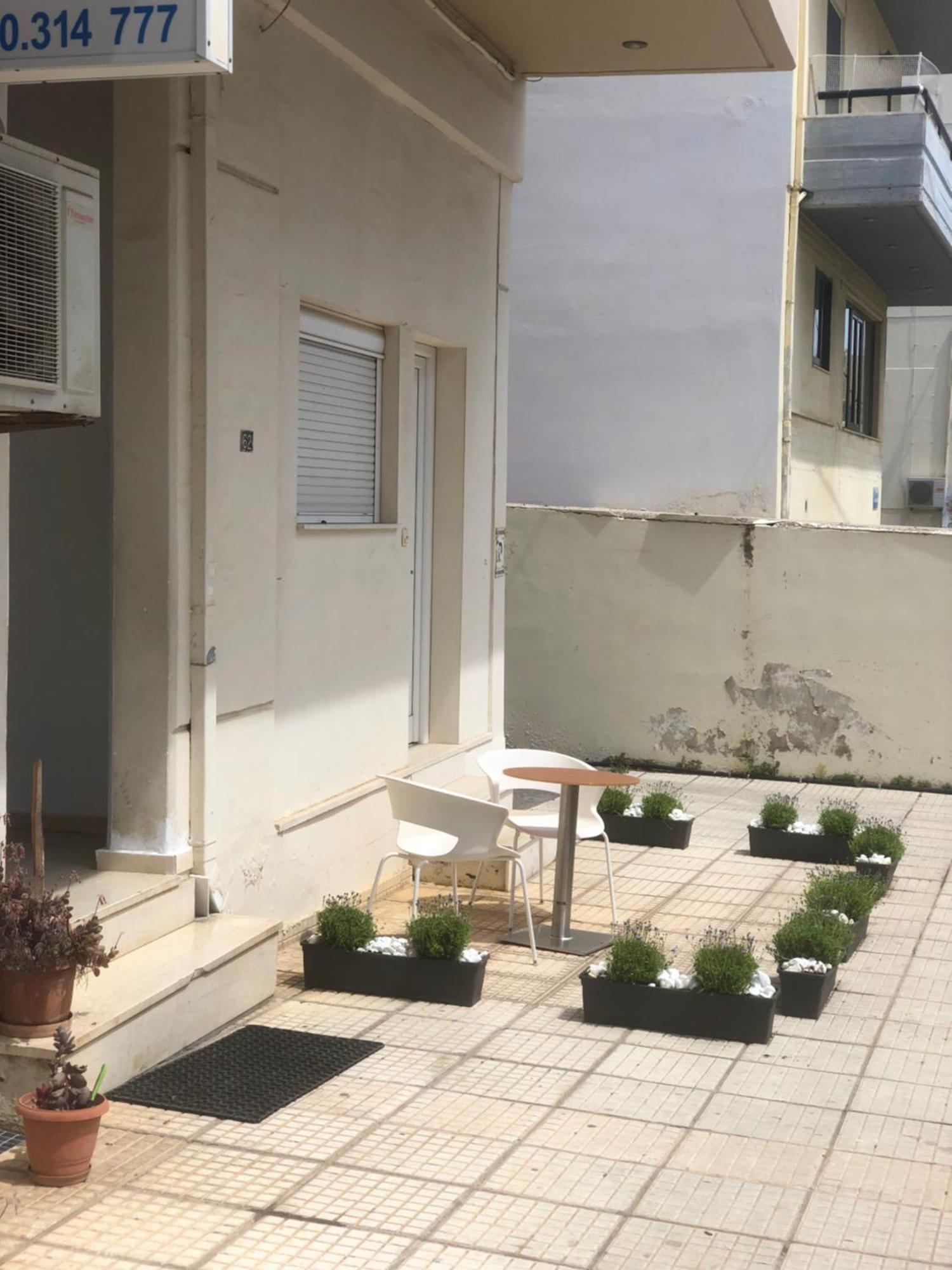 Chrysa- Kyra Apartments Iraklio Exterior foto